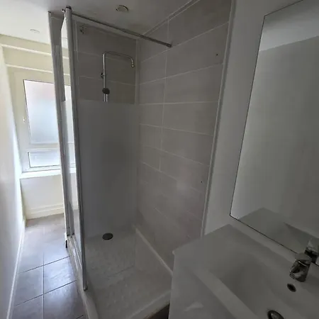 Appartement confortable à Brest, 40 m² avec 2 chambres 公寓 *