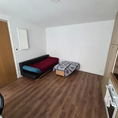 Confortable à Brest, 40 M² Avec 2 Brest
